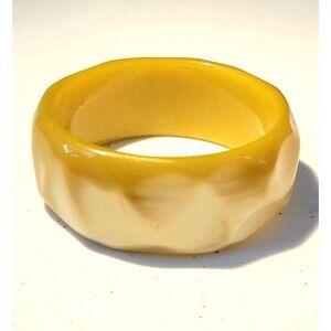 Vintage Bakelite Pearlized Golden Saffron Chunky Faceted Retro Cuff Bracelet